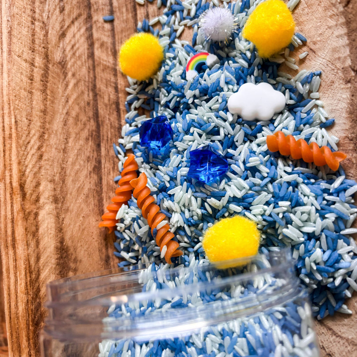 Weather Watch Scoop & Play Sensory Mix
